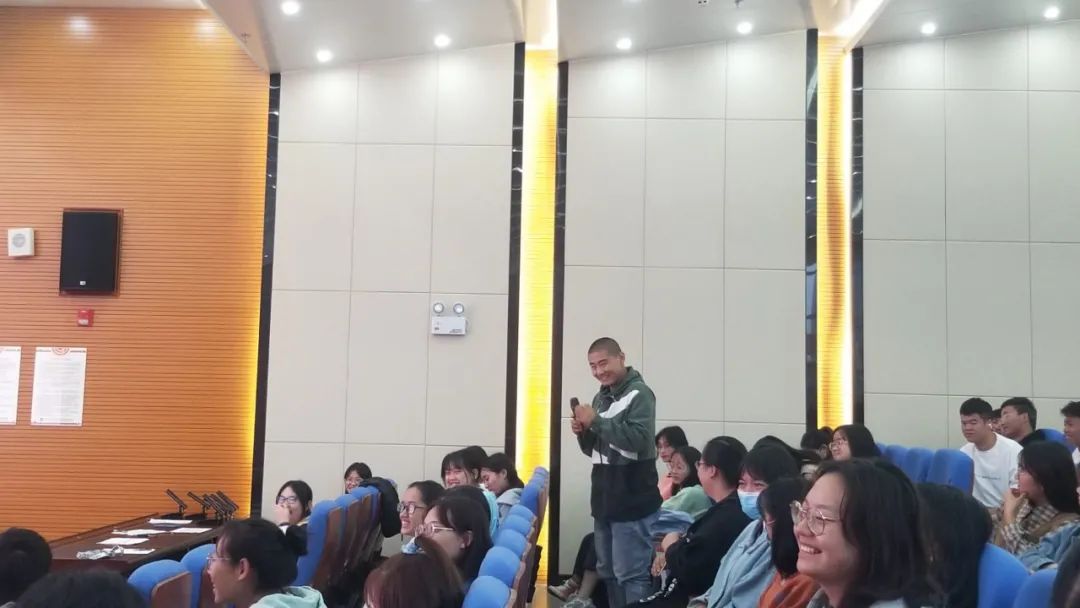 caf6e8208441165b8eea472c420f5bdf.jpg caf6e8208441165b8eea472c420f5bdf.jpg